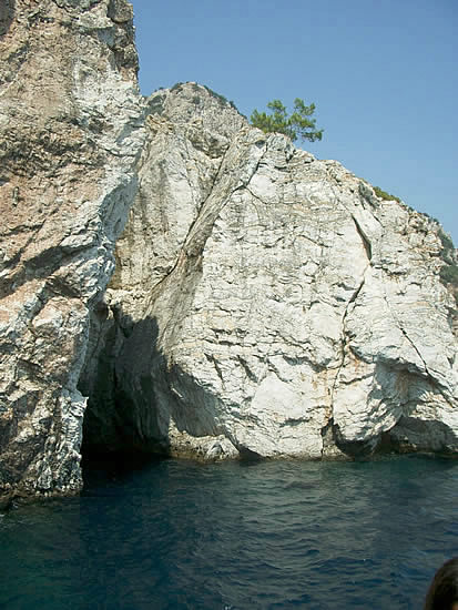 marmaris-scogliera-dei-tuffi.jpg